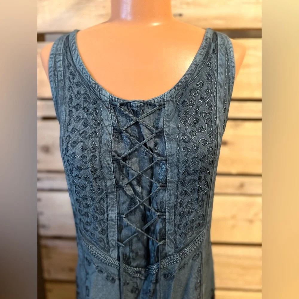 Double Dyed Renaissance Dress - Picture 7 of 14